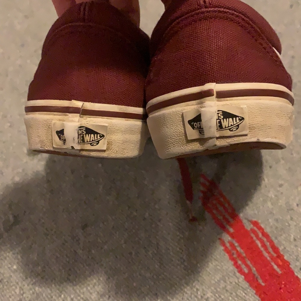 Vans - Picture 5 of 6